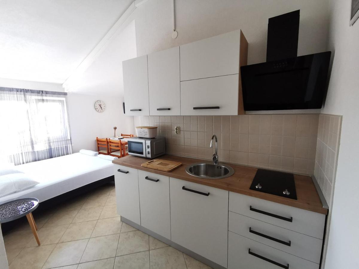 Marela Apartments Drage Εξωτερικό φωτογραφία