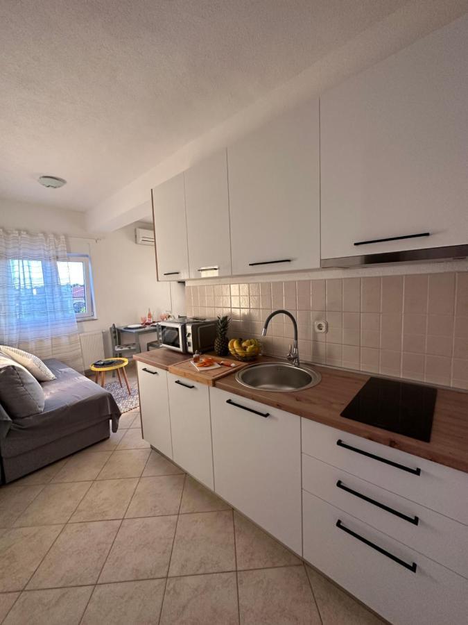 Marela Apartments Drage Εξωτερικό φωτογραφία