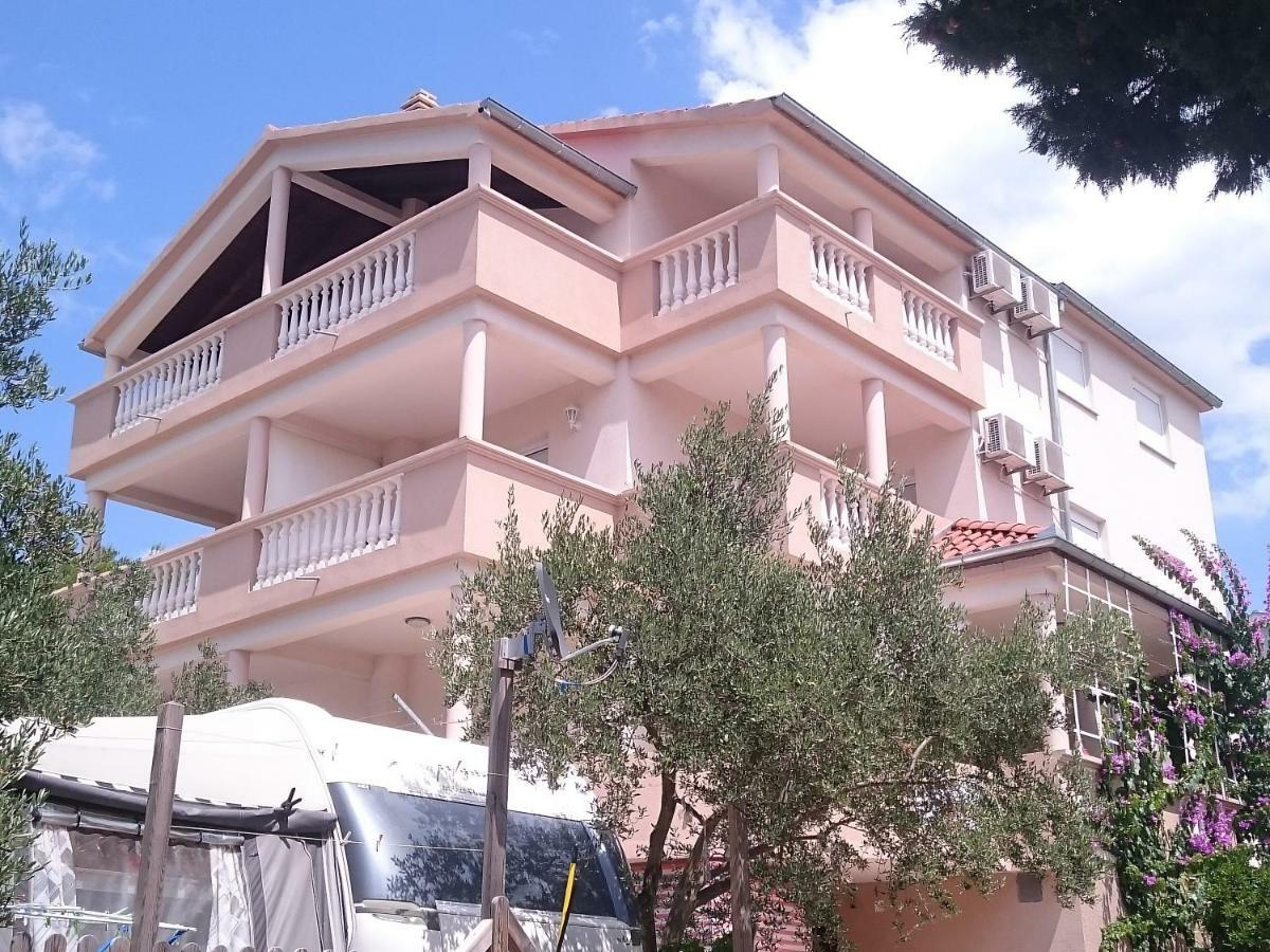 Marela Apartments Drage Εξωτερικό φωτογραφία